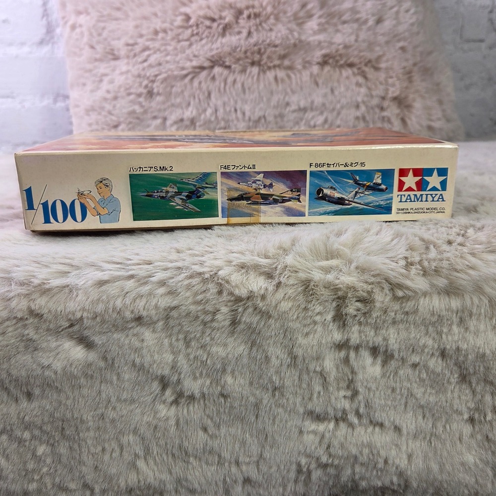Tamiya PA1023 1/100 Me262A & Me163B Model Kit - Picture 8 of 14